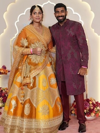 Jasprit Bumrah and wife Sanjana Ganesan